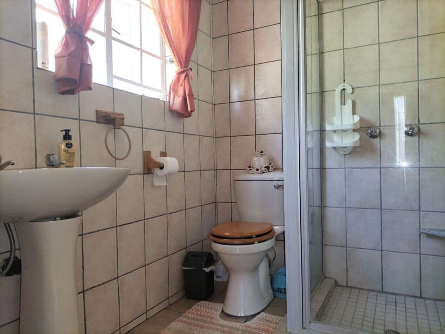 4 Bedroom Property for Sale in Wilkoppies North West